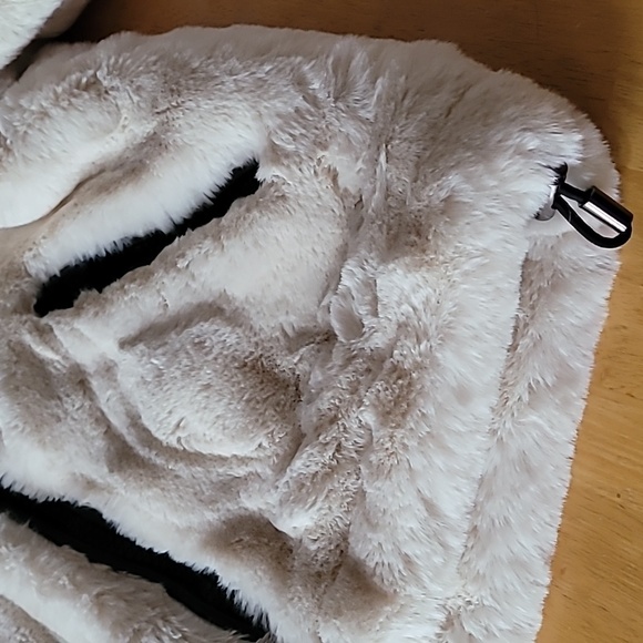 SAM. Faux Fur Denver Jacket in Ivory - Picture 11 of 16